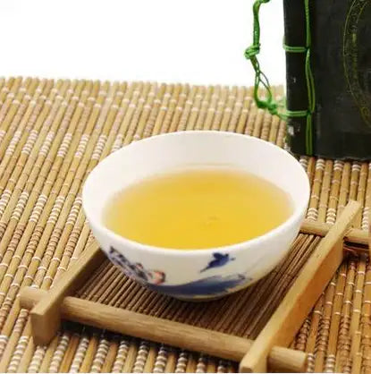2011 DaYi "Meng Hai Zhi Chun" (Spring of Menghai ) Cake 357g Puerh Sheng Cha Raw Tea - King Tea Mall