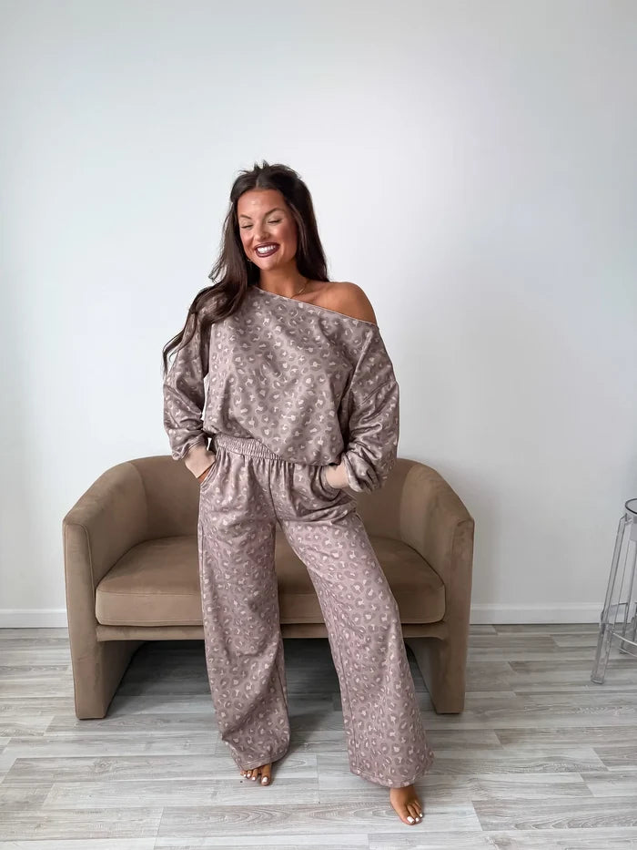 PREORDER: Relaxed Terry Wide Leg Pants in Toasted Toffee Leopard// eta Nov - Early Dec