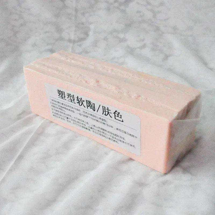 Soft clay for handmade jewellery and miniature sculpting