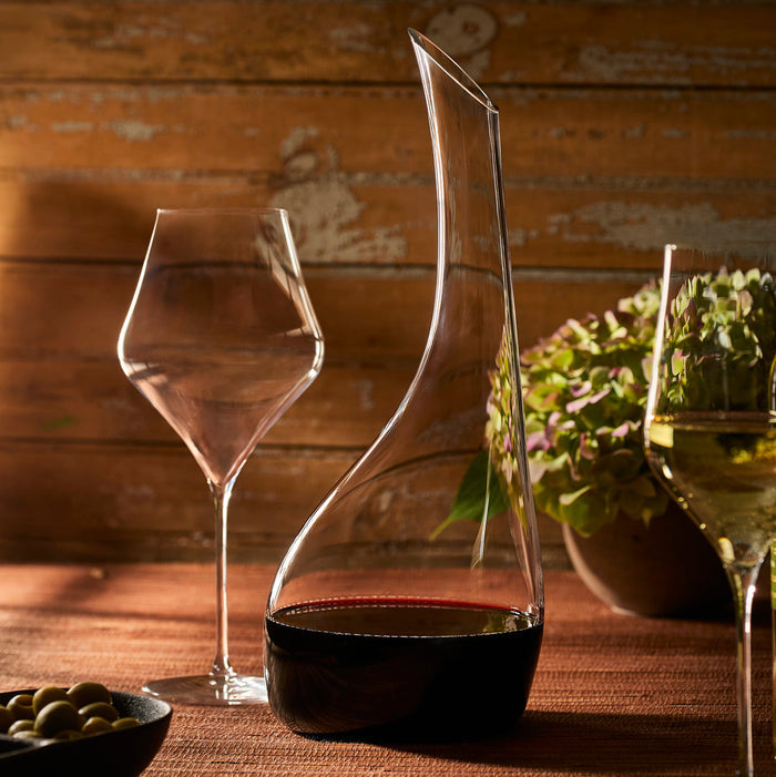 Terrace Lead-Free Crystal Red Wine Glasses — overall form and detail