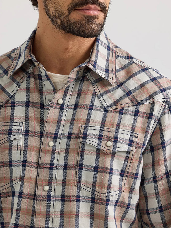 Wrangler Men's Retro® Premium Snap-Up Plaid Long Sleeve Work Shirt Work Shirts Wrangler