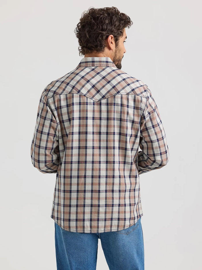 Wrangler Men's Retro® Premium Snap-Up Plaid Long Sleeve Work Shirt Work Shirts Wrangler